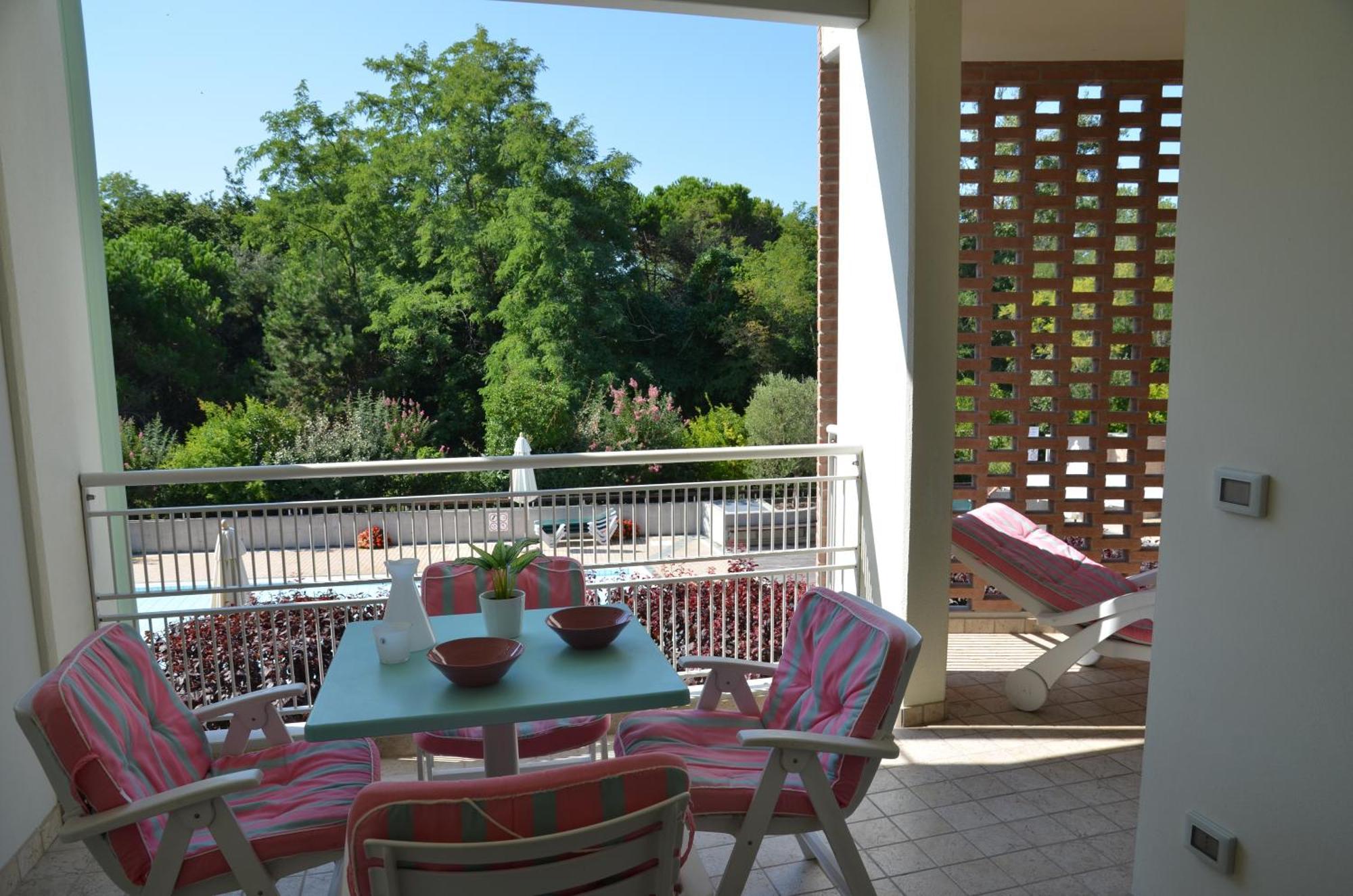 Ferienwohnung Residenza Le Acacie Bibione Exterior foto